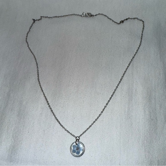 Silver Forget Me Not Necklace - Picture 1 of 3